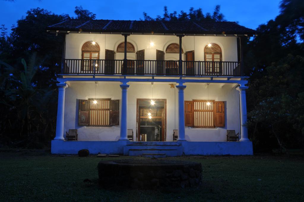 Atapattu Walawwa Villa Galle Buitenkant foto