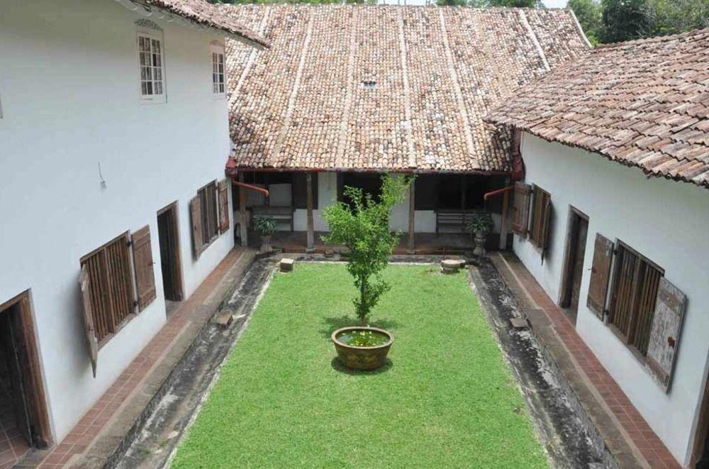 Atapattu Walawwa Villa Galle Buitenkant foto