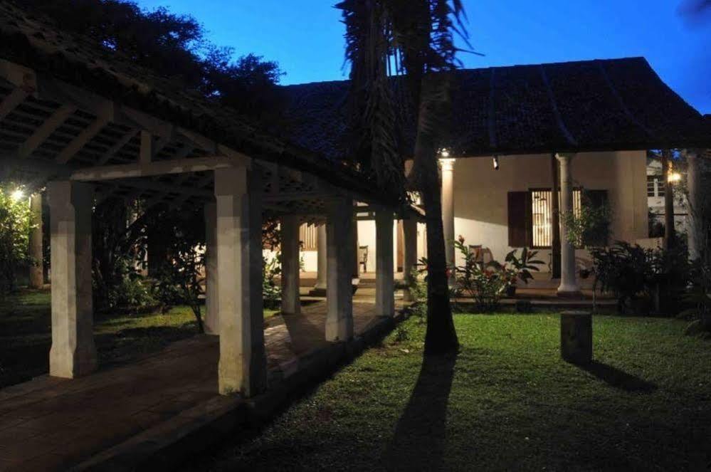 Atapattu Walawwa Villa Galle Buitenkant foto